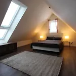 Kiek-ut-og-mit-studio-nr-3 *